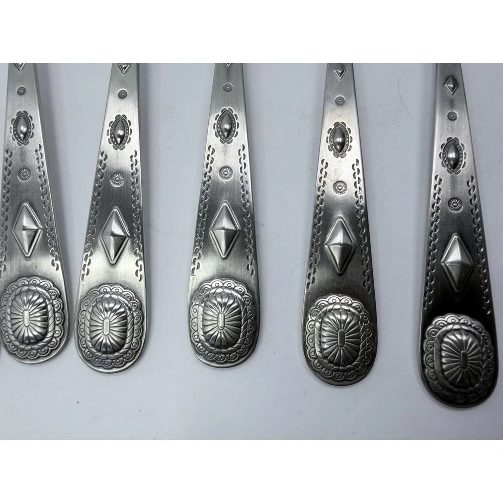 Wallace TAOS Stainless Southwest Motif Satin 8 Salad‎ Forks 18/0 China Flatware